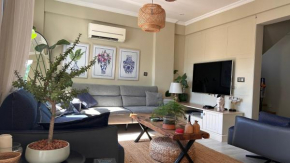 Fethiyede merkezi mahallede müstakil girişli şehir evi